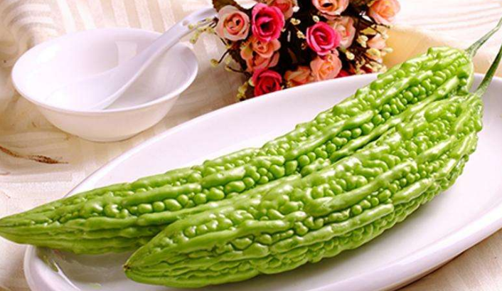 苦瓜虽苦功效良多！食用苦瓜要注意什么？