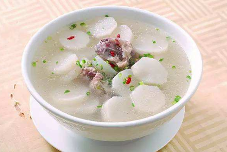 冬天萝卜怎么吃补？萝卜有哪些食补功效？哪些人不适合吃萝卜？