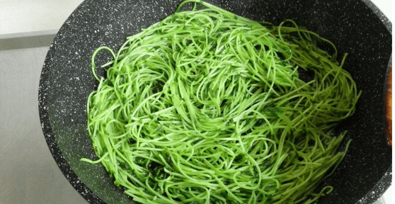 豌豆苗怎么掐尖?学会这些让你的豌豆苗越长越茂盛! 豌豆苗怎么掐尖?学会这些让你的豌豆苗越长越茂盛!