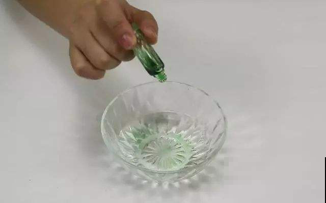 风油精用不完都快过期了，养花拿来驱虫效果一流，立马再买10瓶！