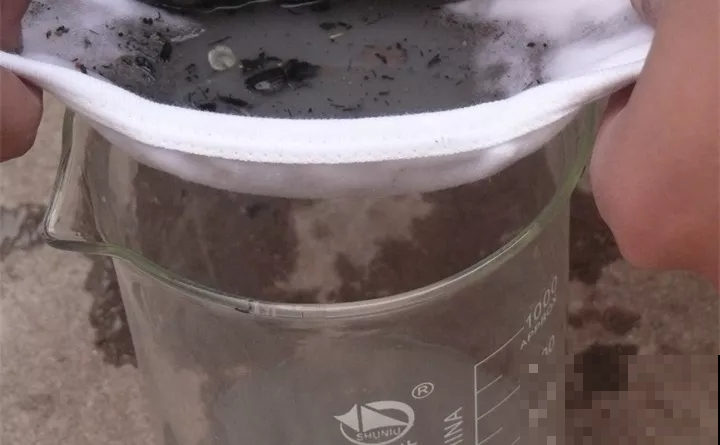 缺了这种叶面肥，黄叶一样找上门，自家就能做简单还省钱！