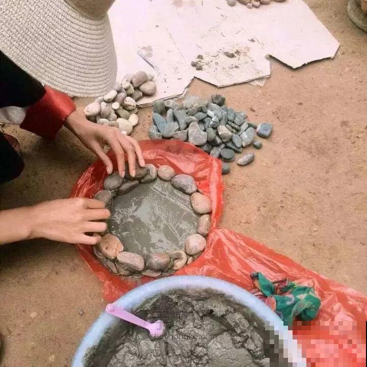 院子没有，自己动手改造一下小露台，花园梦还是可以实现的！