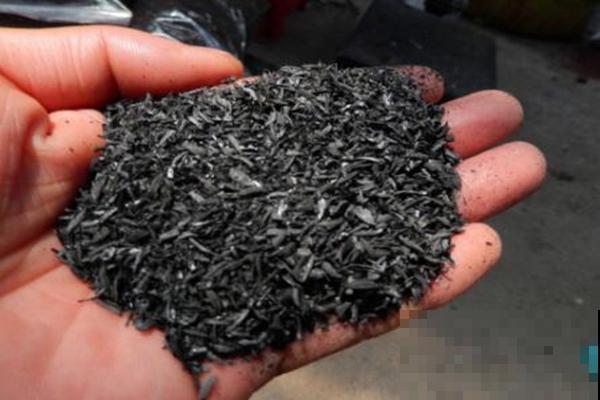 这种东西只在农村出现，不仅能防虫，还能当肥料，一用吓一跳