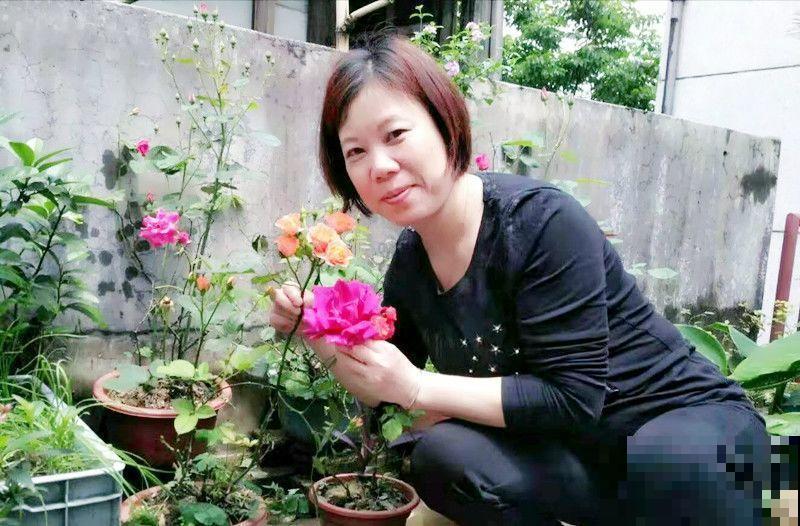 16岁男孩，为重病奶奶建花园，2年种了上百盆花！