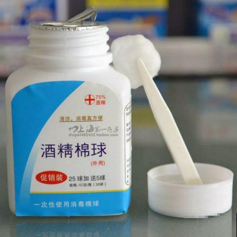 月季的3种病害，用它一喷全赶走，明年春天开爆盆！