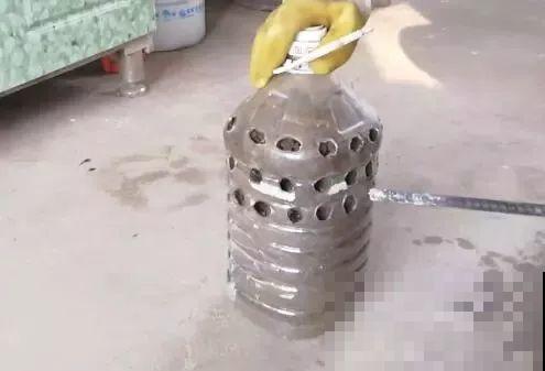 废油桶戳个洞，扦插3天就成活，养花再也不烂根！