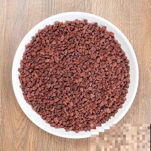 盆里撒一把它，多肉轻松养好，浇水再也不烂根！
