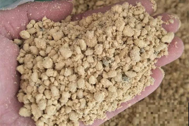 要想多肉种的好，关键配土少不了，16种材料如何选？