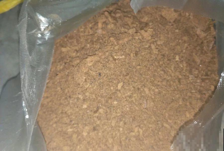 这6种养花底肥，埋一次管用大半年，秋天换盆少不了！