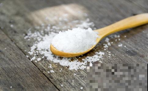 盐只用来炒菜？这几个强悍用法赶紧学，又省了不少钱！