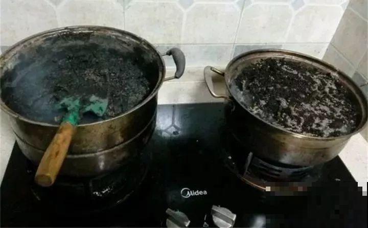 给花换盆，这种土别直接用，啥花也能养死了！