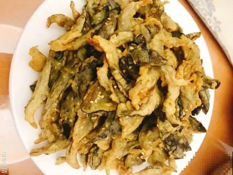 家里阳光差，试着养盆它，不但长的快还能吃！