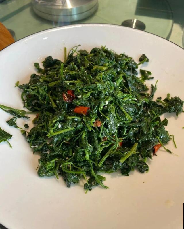 春天野菜赛黄金，教你2种做法，好吃又养生！