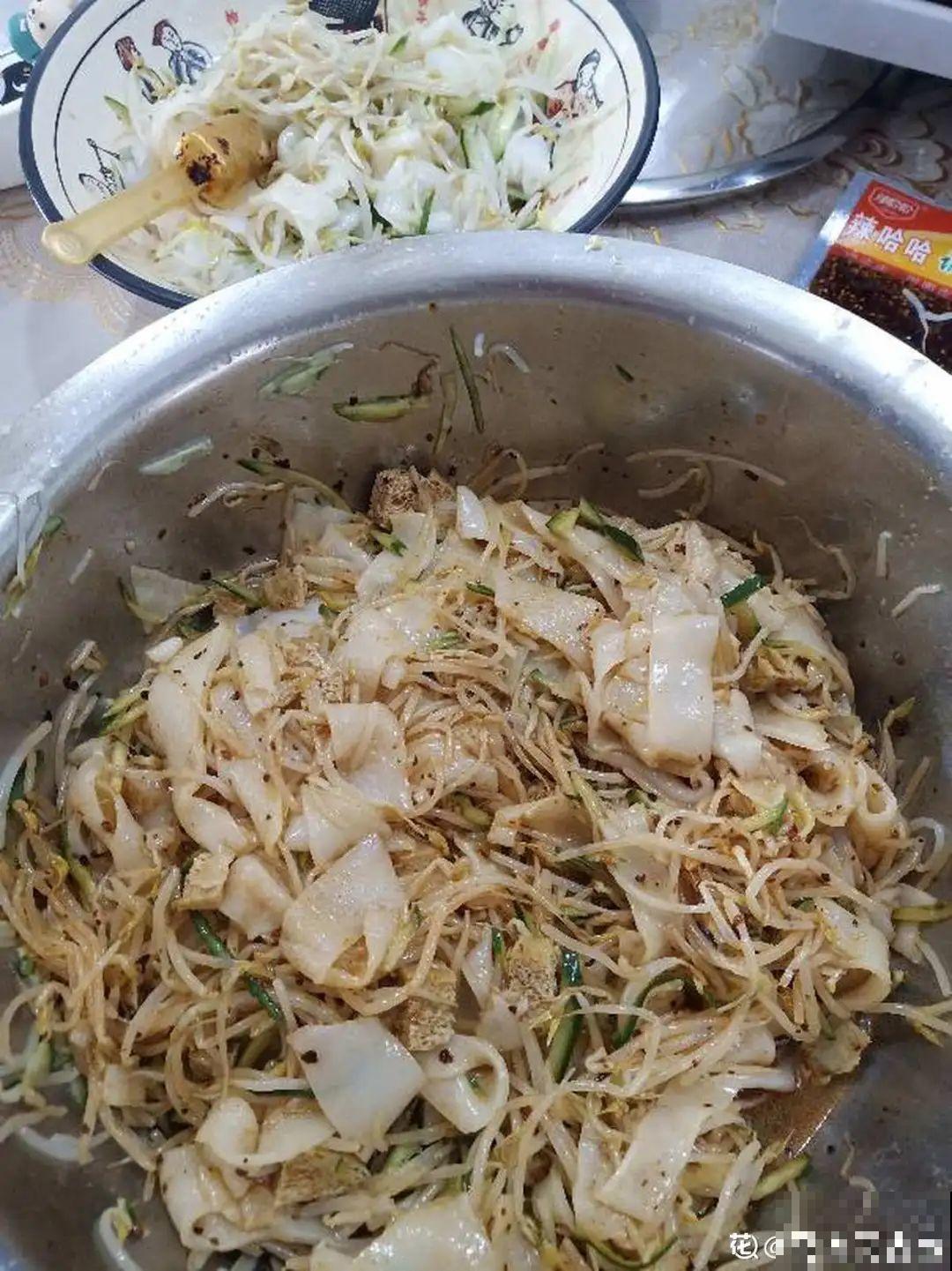 在家不出门变大厨，自己做凉皮，美味又卫生！