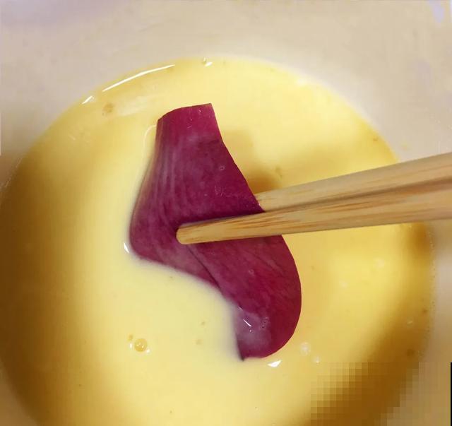 玉兰花真好吃，掐一把炒鸡蛋，竟然满嘴鸡肉味
