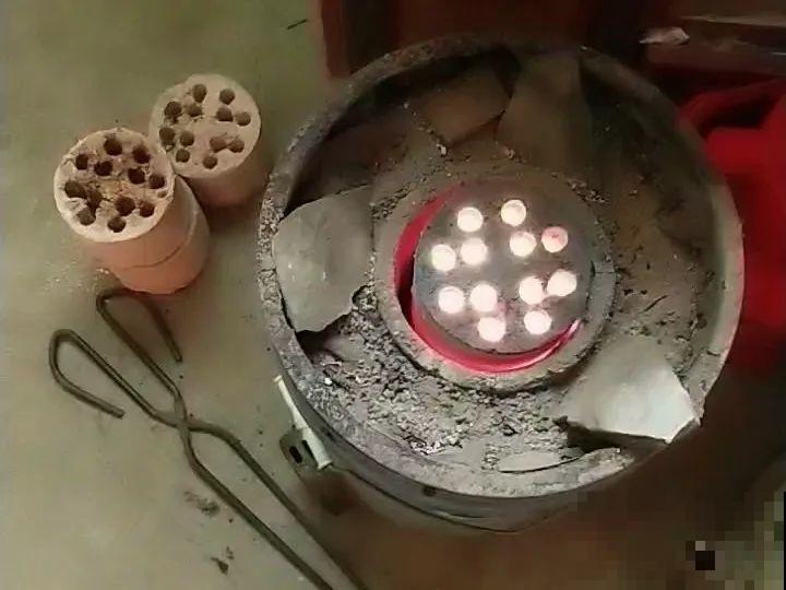 20种自制营养土，肥的流油，不用花钱买！