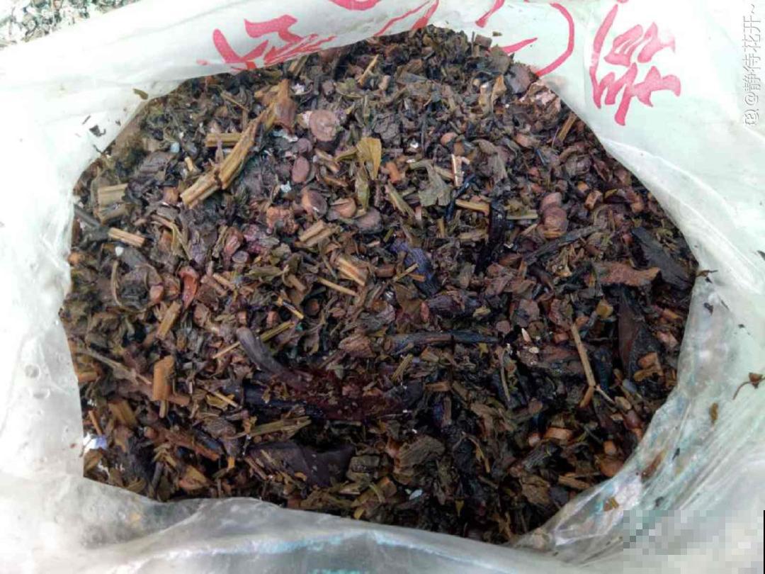 20种自制营养土，肥的流油，不用花钱买！