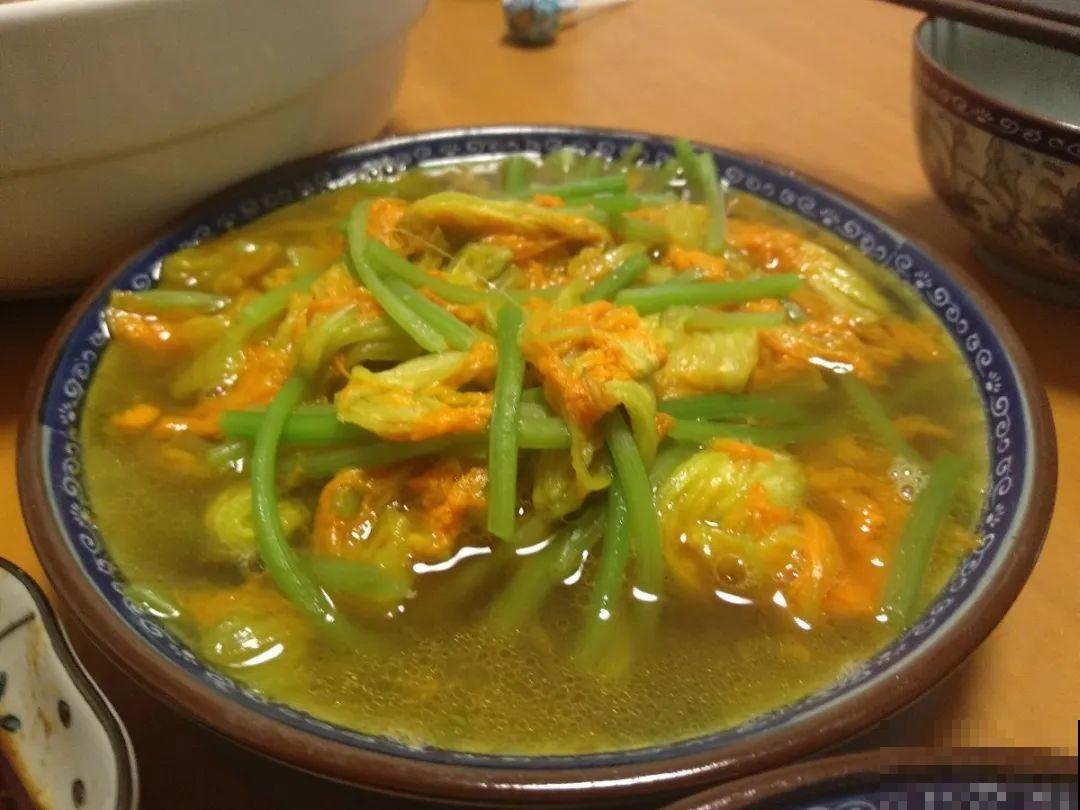 农村的6种花，烙饼子、炒菜、炖汤……再晚没得吃了！