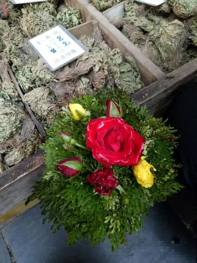 春天买花要注意，6种花千万别买，都是骗人的！