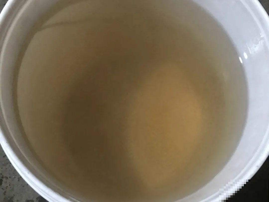 自制杀菌水、杀虫水，3天给花喷一次，虫病全扫光！