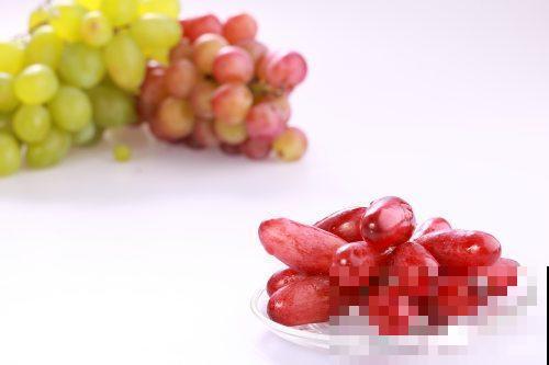吃了这么多年葡萄，才发现从来没有洗干净过……