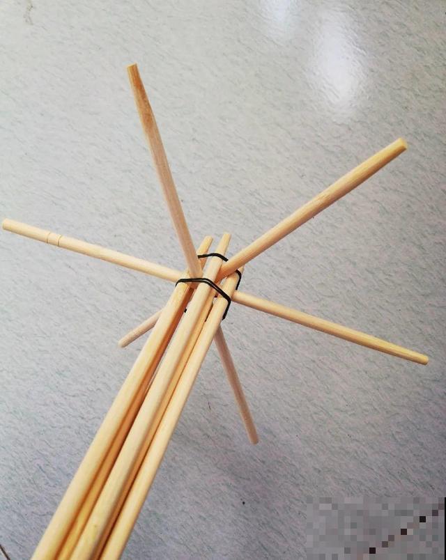 塑料瓶、油桶,养花做造型,真是绝了! 塑料瓶、油桶,养花做造型,真是绝了!