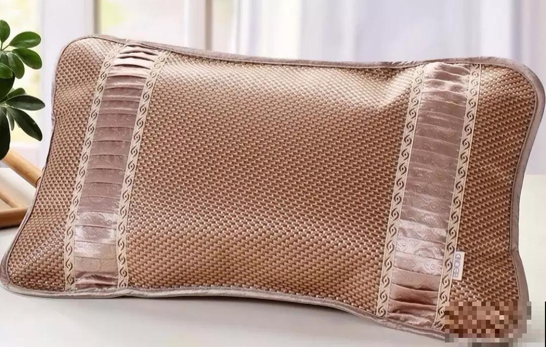 这些花对睡眠有好处，晒干后装枕头里，一觉睡到大天亮！