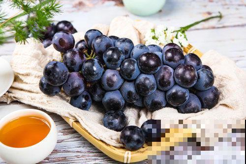 吃了这么多年葡萄，才发现从来没有洗干净过……