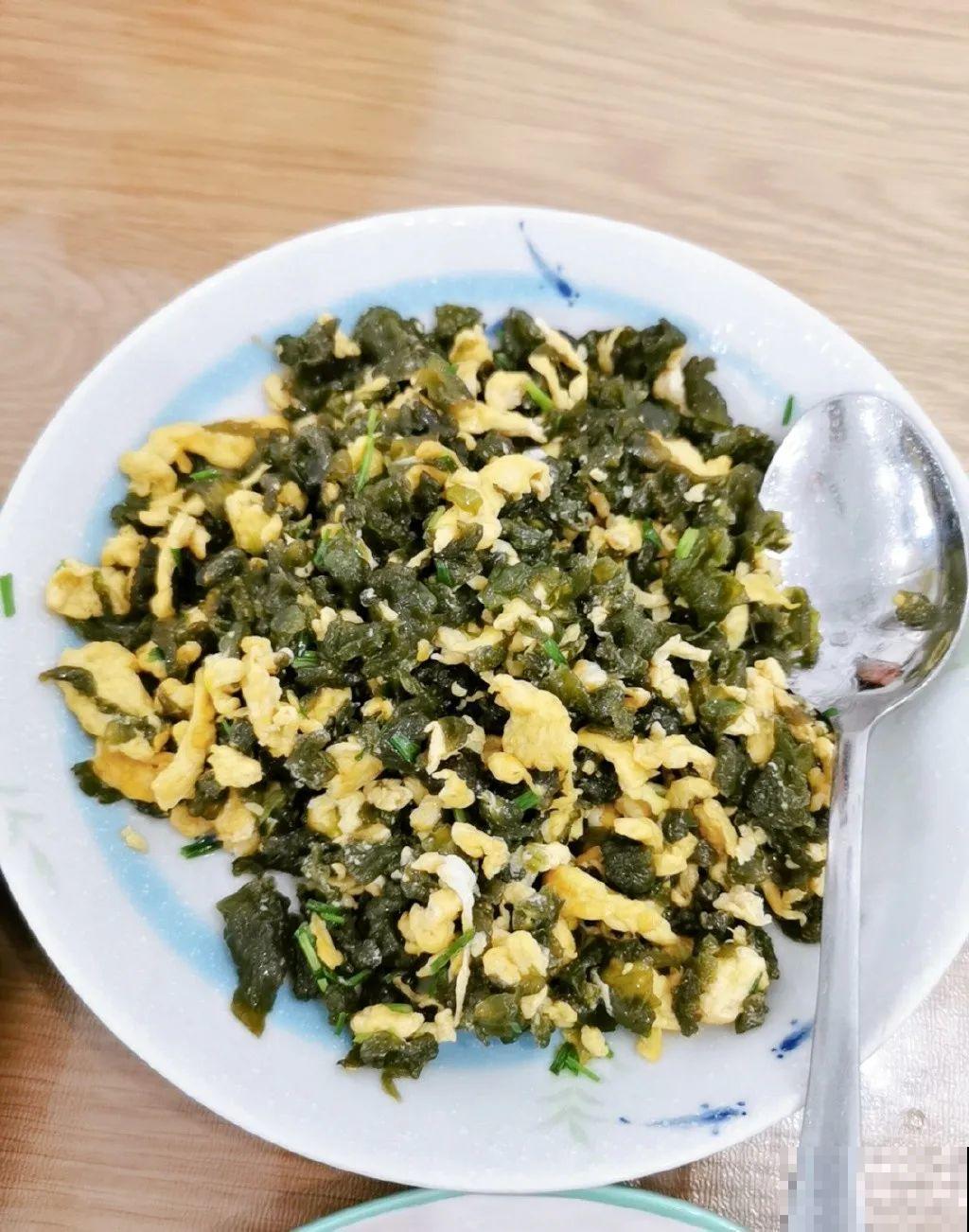 7月野菜金不换，2块钱一捆，凉拌吃格外香！