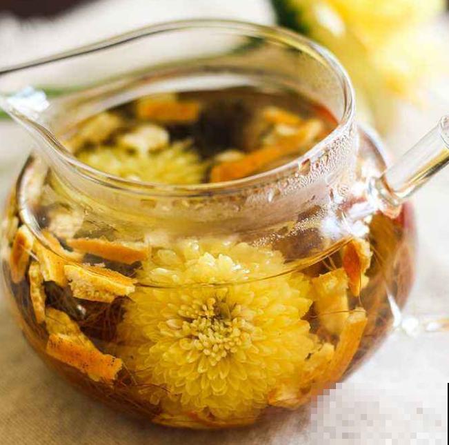 夏天喝杯养生茶,去湿除寒,身体一年都受益! 夏天喝杯养生茶,去湿除寒,身体一年都受益!