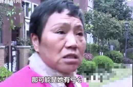 白色蜀葵竟被拦腰折断,说是因为颜色不吉利,真无语! 白色蜀葵竟被拦腰折断,说是因为颜色不吉利,真无语!