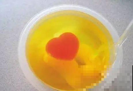 旧筷子、老干妈瓶，都是养花宝贝，做盆浇水都能用！