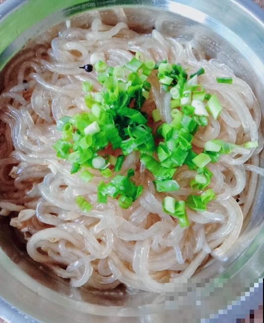 热饭菜能不能放冰箱?这么多年你都想错了,观念要更新! 热饭菜能不能放冰箱?这么多年你都想错了,观念要更新!