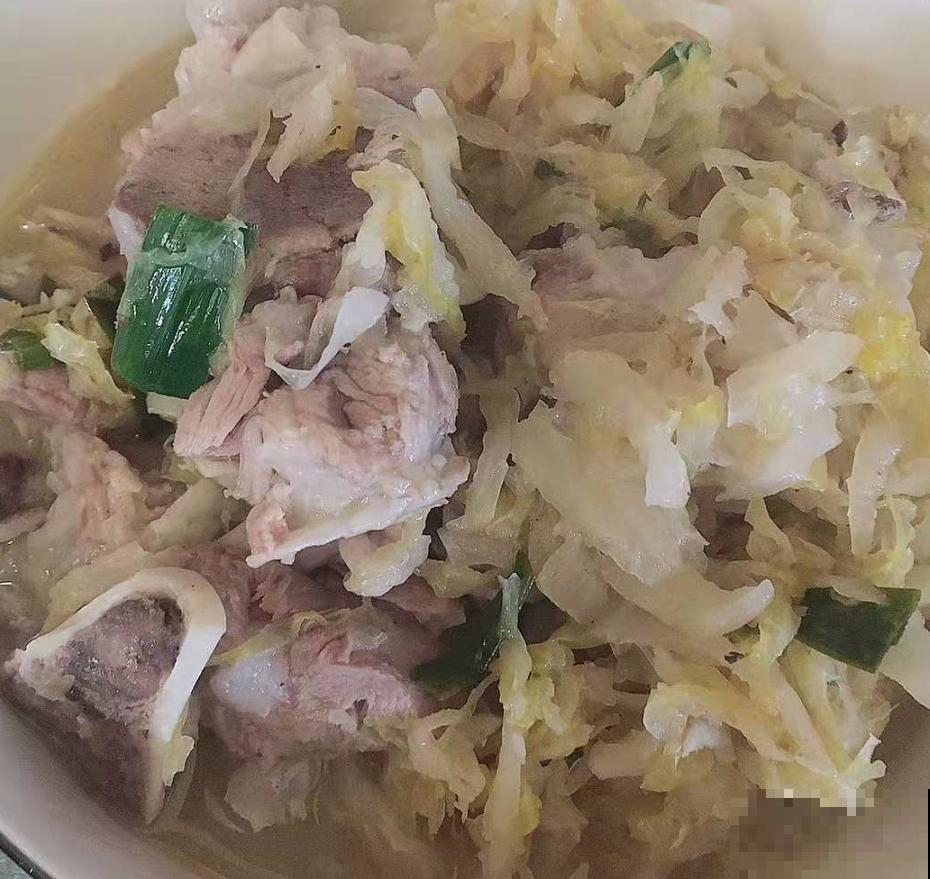 自家腌的酸菜你还敢吃?这点处理不好,佳肴变“毒药”! 自家腌的酸菜你还敢吃?这点处理不好,佳肴变“毒药”!