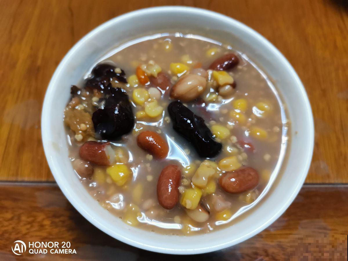 8种家常粥,营养价值高,冬天暖身又暖胃 8种家常粥,营养价值高,冬天暖身又暖胃