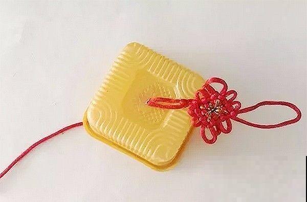 月饼盒子别扔,剪2刀变废为宝,还能再用20年! 月饼盒子别扔,剪2刀变废为宝,还能再用20年!