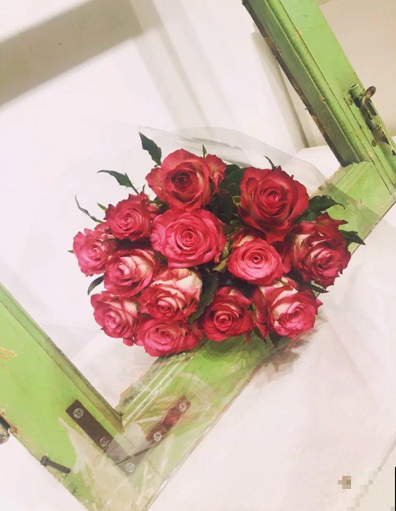 人家拆迁，我捡宝贝，花盆大缸……随便拿！