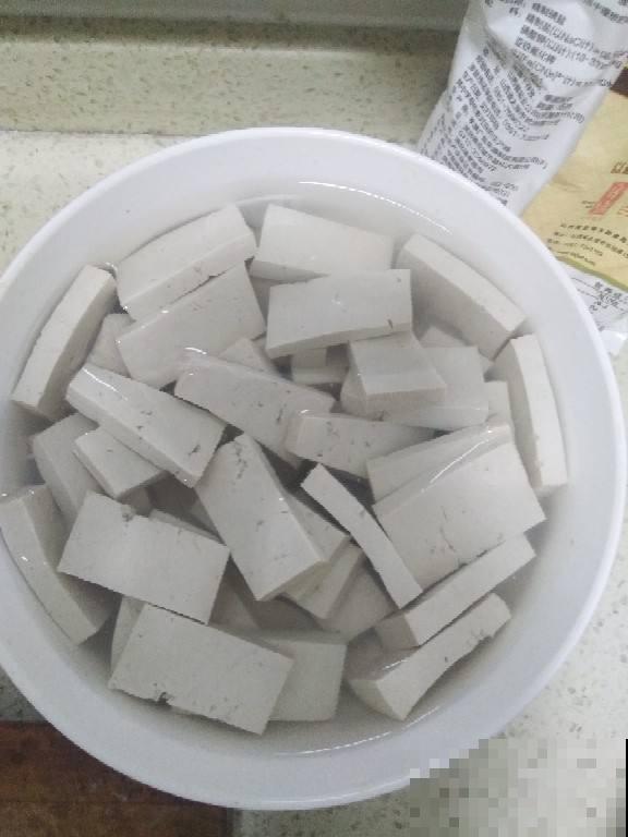 豆腐易碎，做鱼易腥，记住一个小妙招，完美解决