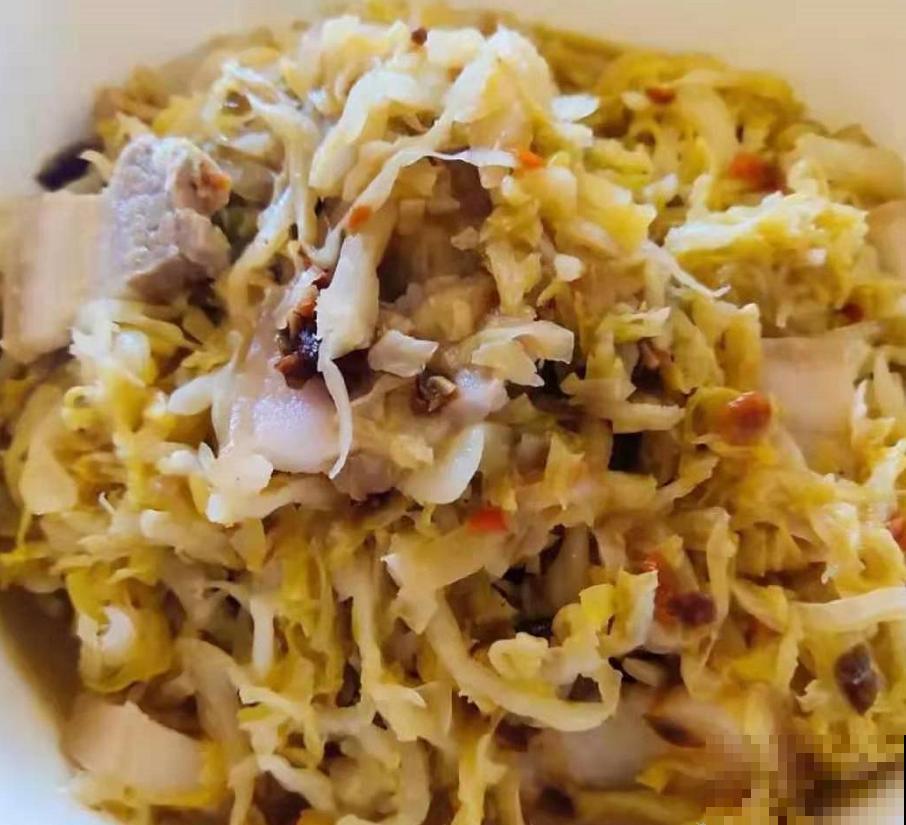 自家腌的酸菜你还敢吃?这点处理不好,佳肴变“毒药”! 自家腌的酸菜你还敢吃?这点处理不好,佳肴变“毒药”!