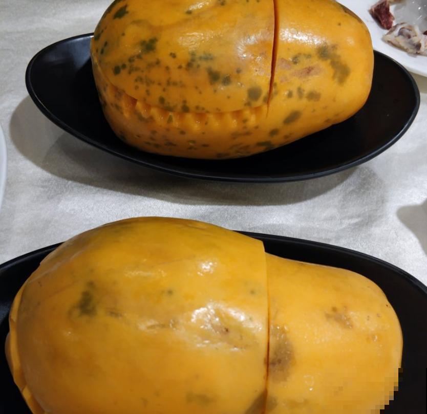 土里挖个坑，扔几粒“黑珍珠”，长出大甜果，美滋滋！