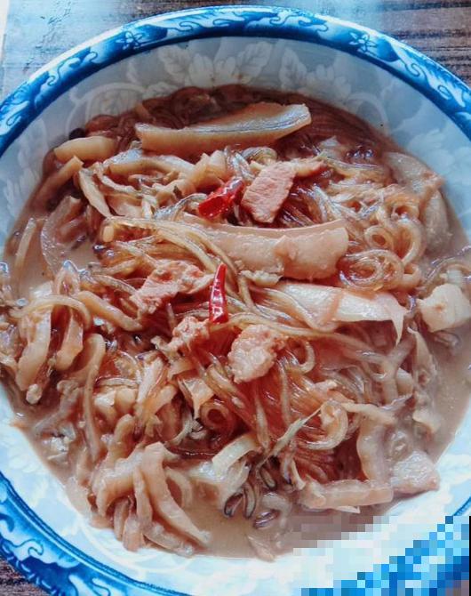 自家腌的酸菜你还敢吃?这点处理不好,佳肴变“毒药”! 自家腌的酸菜你还敢吃?这点处理不好,佳肴变“毒药”!