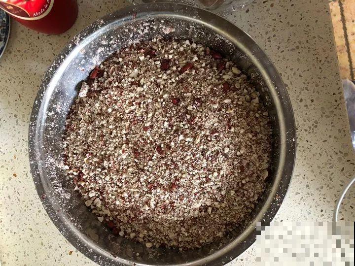 大螃蟹做花肥,秋天大补,花吃完就疯长了! 大螃蟹做花肥,秋天大补,花吃完就疯长了!