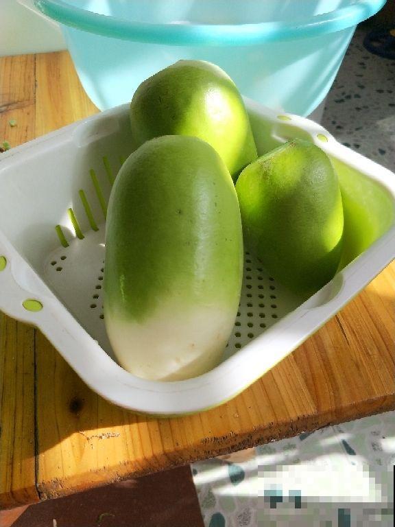 冬天买菜有窍门，常见的两种蔬菜，长个心眼才能挑到好菜