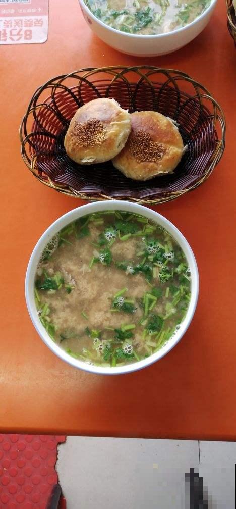 煮汤时的白色浮沫，到底能不能喝，看完你就知道