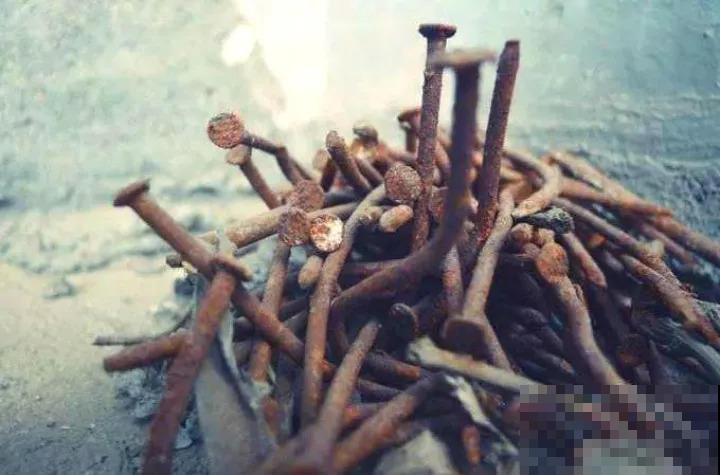 铁锈水浇花真的好用吗？看完这篇，养花才能不“踩雷”！