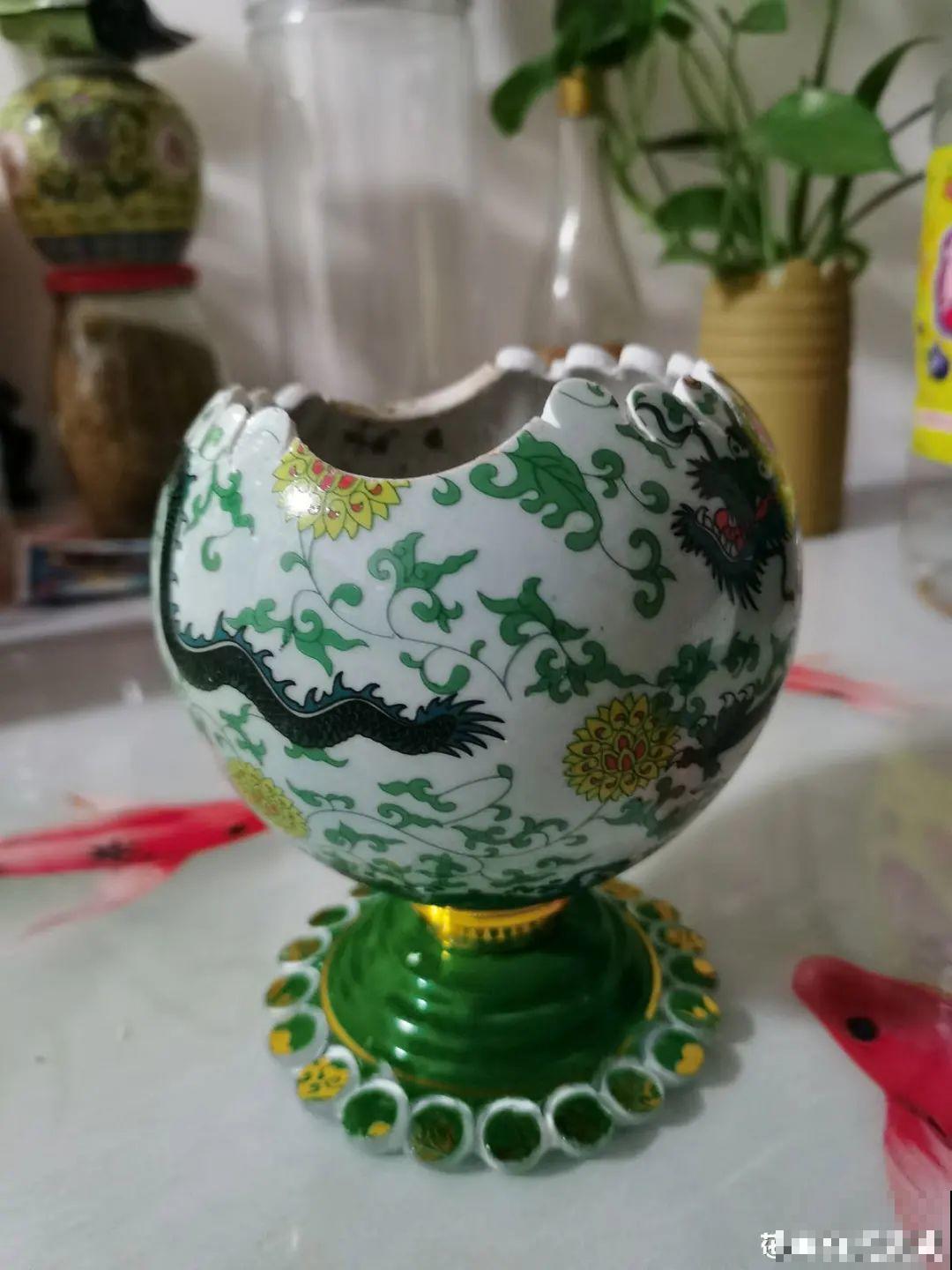 过年的酒瓶子，千万别人，切2刀做花盆，好看又省钱