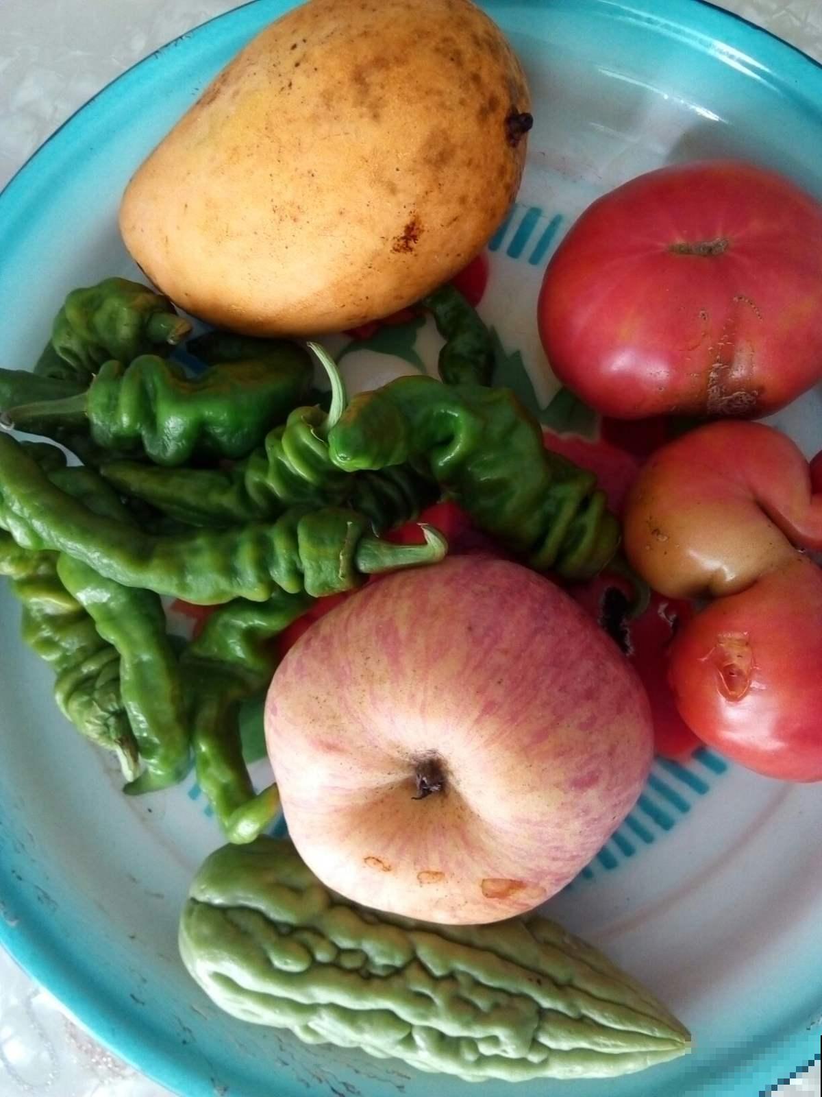 想减肥吃的健康是关键，还得搭配运动，才能健康减重