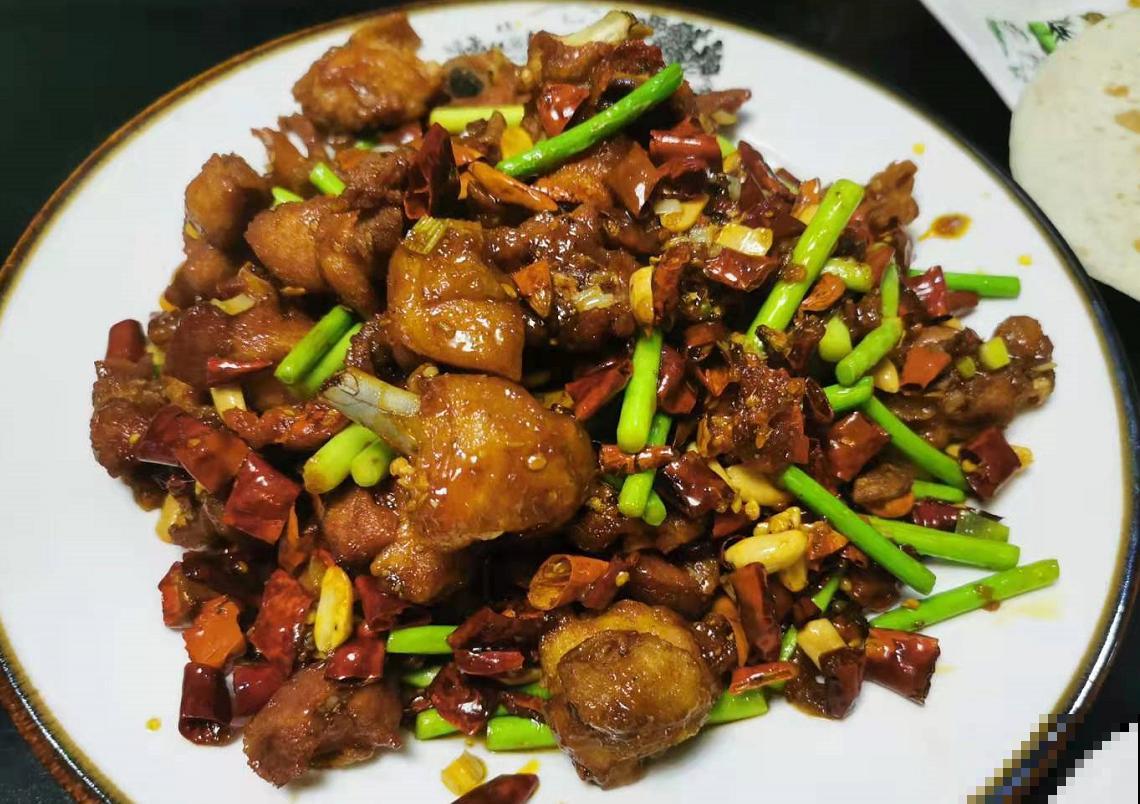 冬天的剩饭剩菜要不要放冰箱？这3点你不知道，伤的不止是自己！