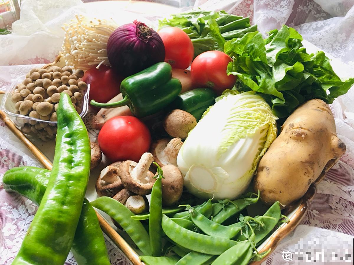 想减肥吃的健康是关键，还得搭配运动，才能健康减重