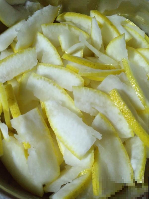 吃剩的柚子皮千万别扔！用来养花，效果比花肥还好！